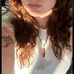 Meet your Posher, Raeia